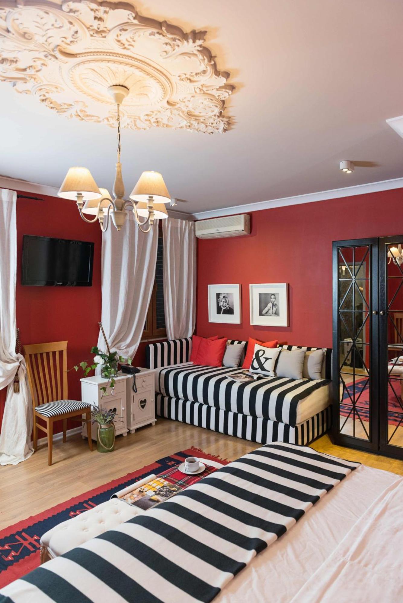 Triple Room or without Balcony,613463635:JPEG